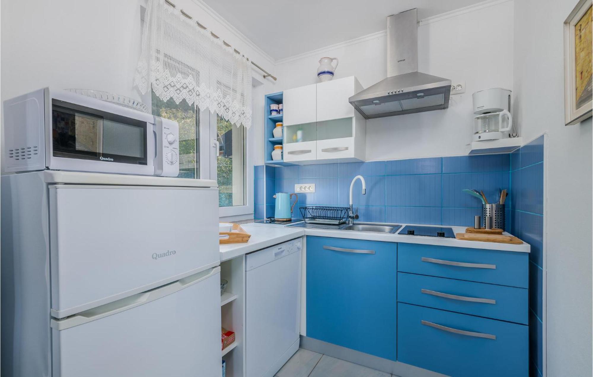 Nice Apartment In Stara Baska With Kitchen Exterior foto
